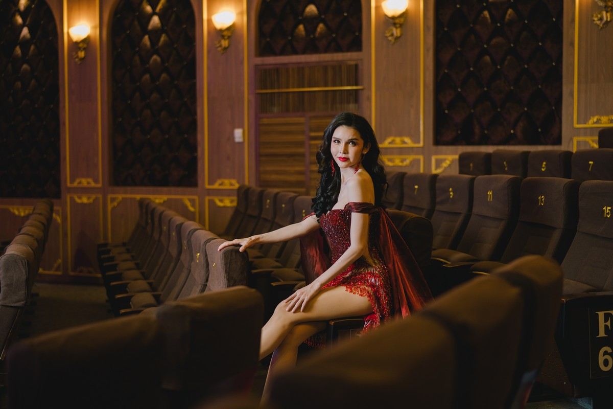 Bangkok, Thailand: Kim Dong Ni Cabaret Show Night Tour [VIP Front 6 Rows | Advantageous Resources | Highly Recommended]