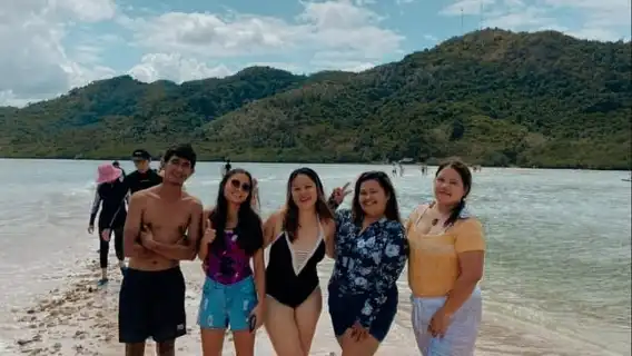 EL NIDO: Sharing/Joiner Island Hopping Tour B