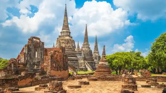 【私人】阿瑜陀耶神殿及日落遊船之旅 – 由經驗豐富的司機陪同