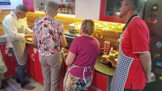 Delhi's safest: AI Cooking Class & Much More in a Local Home