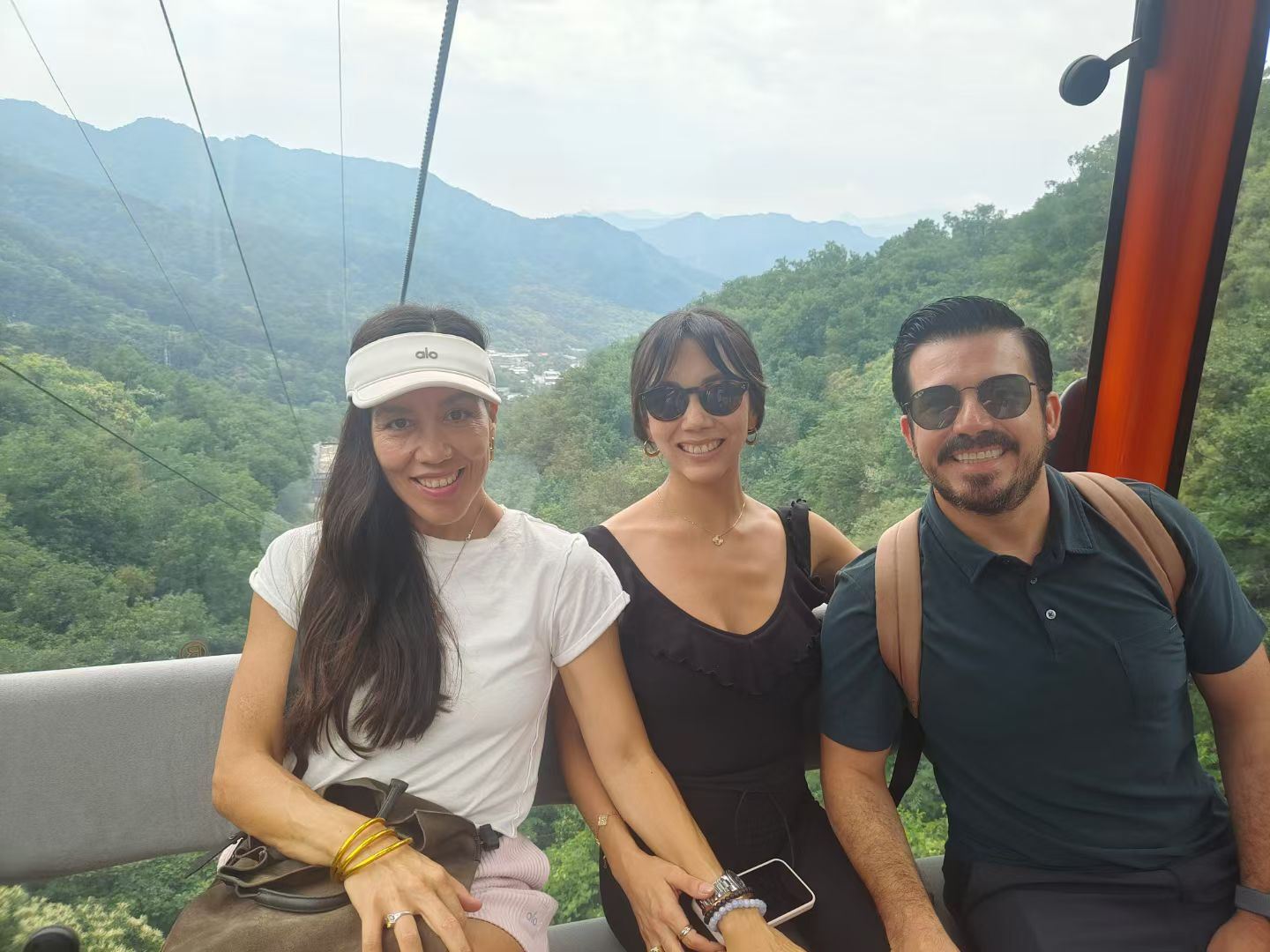 Chinesische Mauer in Mutianyu + Führung im Neuen Sommerpalast auf Englisch, Deutsch, Französisch, Russisch, Spanisch und Italienisch