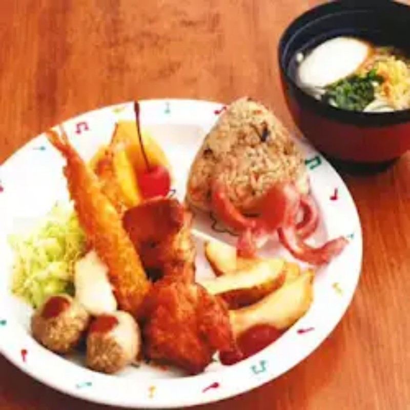 75 Comidas populares de influencers japoneses - Restaurante famoso de cocina tradicional de Okinawa - Sucursal en la Avenida Internacional Hateruma