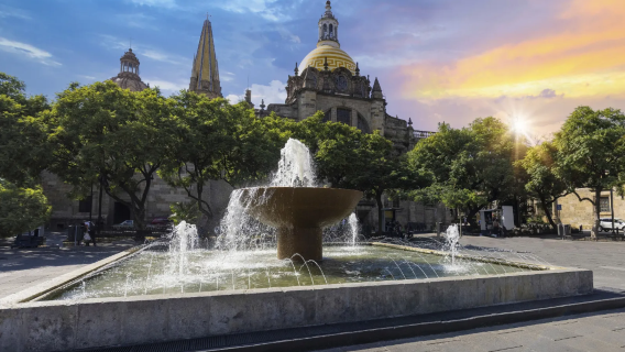 墨西哥蒙特雷 中文-西班牙語翻譯     翻譯陪同 地陪旅遊 展會翻譯 商務考察 地接 接機（可私人定制）