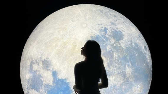 Ho Chi Minh City: Night Walking Tour with Hidden Gem Stop