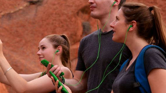 Panduan Audio Uluru - Penyewaan Perangkat