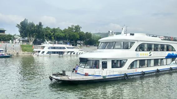 리장강 유람과 옥룡강(위룽강) 관광지 대나무 뗏목 체험: 구이린의 필수 수상 관광 코스