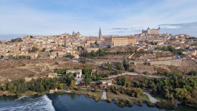 西班牙 塞哥維亞10小時包車定制1日遊/景點自選/中文司機