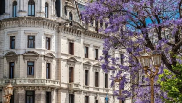 布宜諾斯艾利斯+雷科萊塔區 + 法國風情街+帕勒莫玫瑰園一日