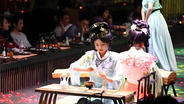 Qingdao Korean Private Day Tour: Beer Museum + Cathedral + Zhanqiao + LanQiYanFu Banquet