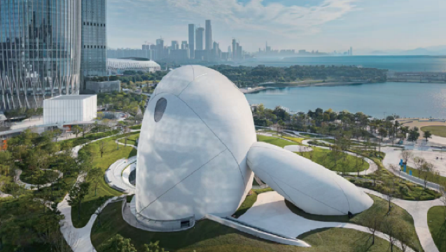 Shenzhen Private Day Tour: Ping An Finance Centre, Bay Area Ferris Wheel, Nantou Ancient City, Shenzhen Bay Park