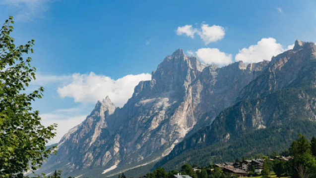 From Venice: Explore the Dolomites and Cortina [Excluding admission ticket]