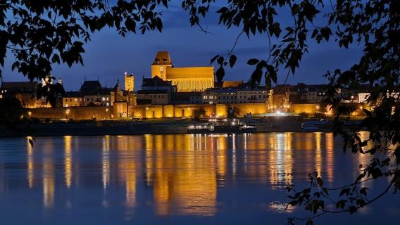 Toruń: Dark Secrets Evening River Cruise with Guide