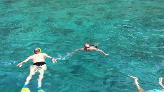 Fiji: Monuriki, Mana Sand Bar & Snorkelling Cruise
