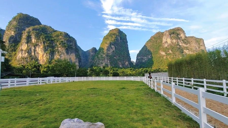 廣西桂林陽朔遇山雲水馬術俱樂部/騎馬體驗【遇龍河野騎/專業教學教學/含射箭體驗套餐/親子團建】
