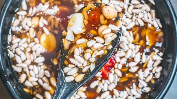 Eatwith-西安-西安嘟嘟車夜間美食之旅