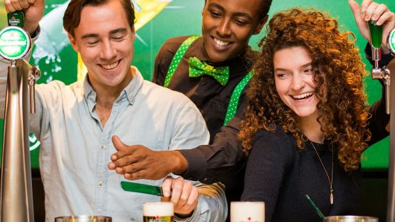 Amsterdam: 1-stündige Sightseeing-Kreuzfahrt + Eintritt zum Heineken Experience