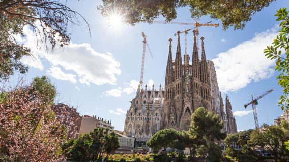 Sagrada Familia Semi-Private Tour