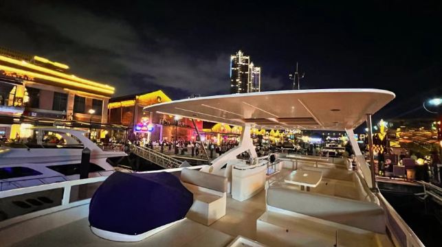 【廣州遊艇出海】廣州太古倉碼頭86呎豪華大遊艇包船出海 +KTV