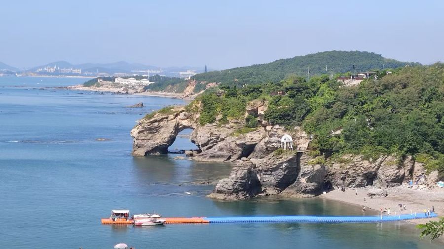 金石灘乘快艇登地質公園鰲灘+漁船出海餵海鷗釣魚+沙灘一價全含