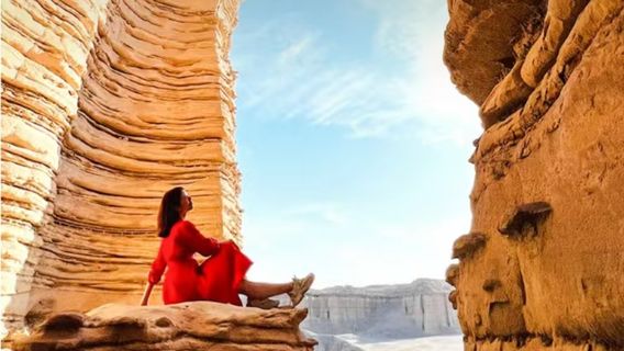 UrumqiTravel Services