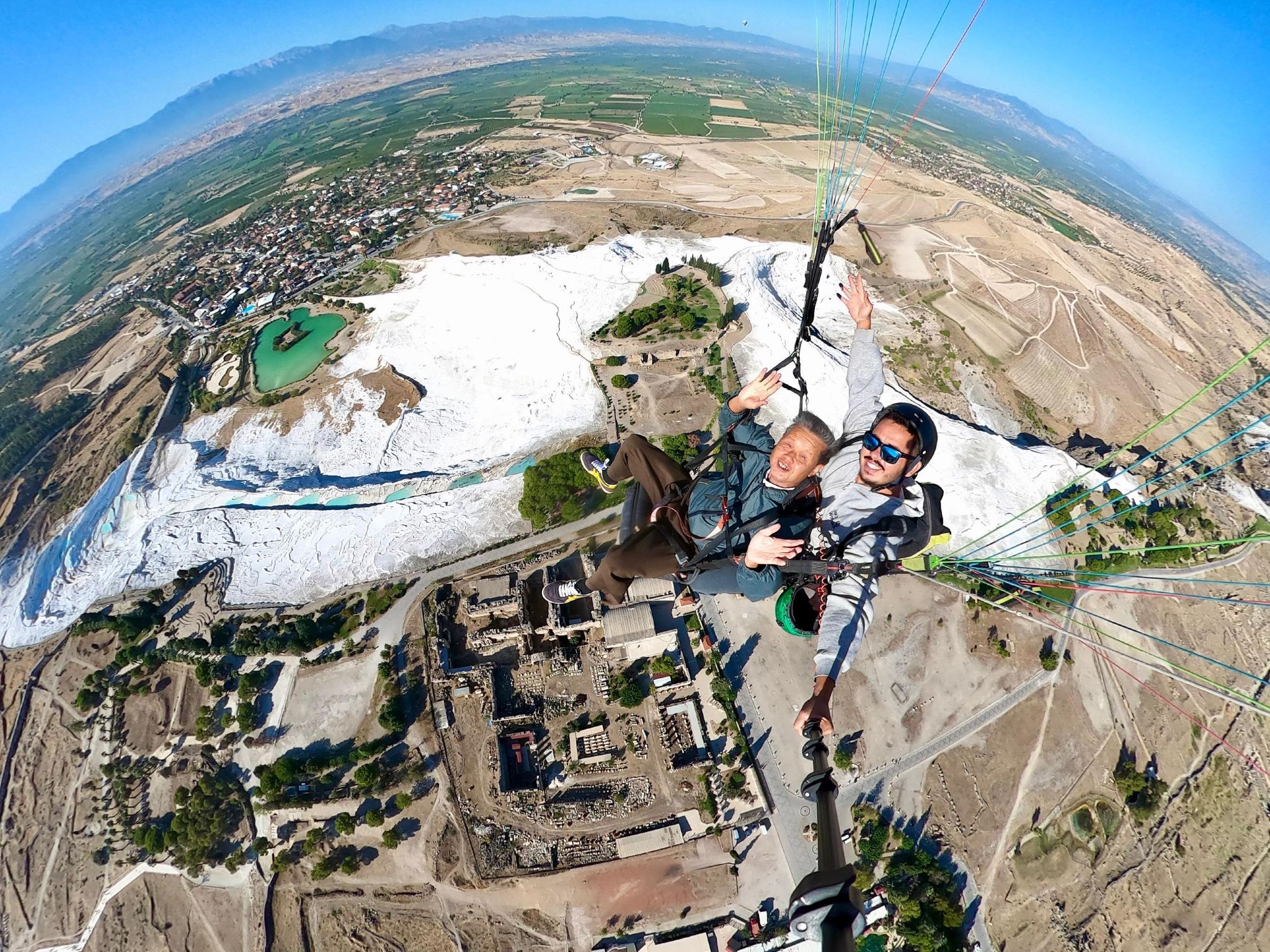 ヒエラポリス-パムッカレ タンデムパラグライダーアドベンチャー [宿・ホテル送迎 + 任意のビデオパッケージ]