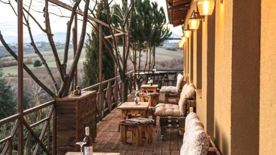 Thessaloniki Small Group: Ancient Dion & Wine Tasting