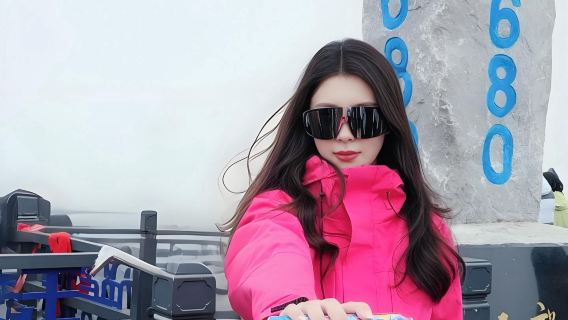 Lijiang Yulong Snow Mountain 1-day tour: Glacier Park, Blue Moon Valley, multiple package options, 8-person small group