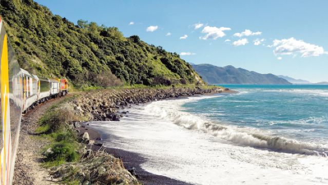 New Zealand · Christchurch Lawatan Sehari dengan Kereta Api Pantai, Berperahu di Sungai Avon dan Sewaan Peribadi Kereta Kabel Udara