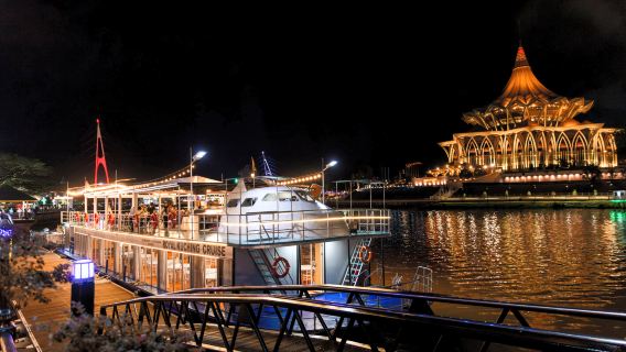 Kuching: Royal Cruise, Tiket Masuk, Matahari Terbenam, Minuman & Persembahan Langsung