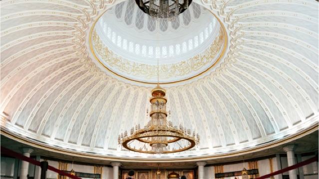 Lawatan sehari ke Taman Kenangan dan Rekreasi Kerajaan Brunei dengan sewaan peribadi