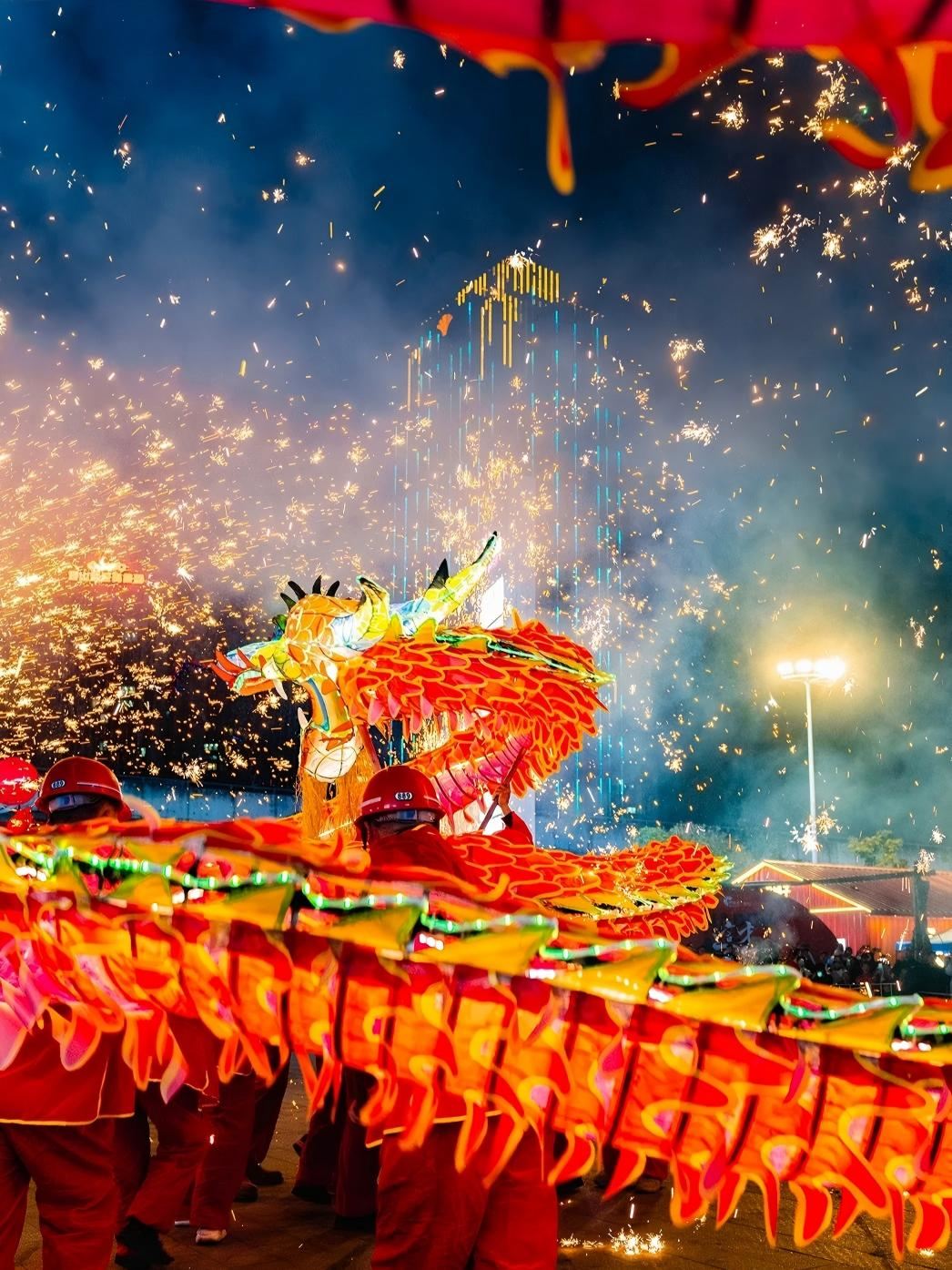 貴陽市區包車9小時一日遊|打卡青岩古鎮+甲秀樓+黔靈山公園