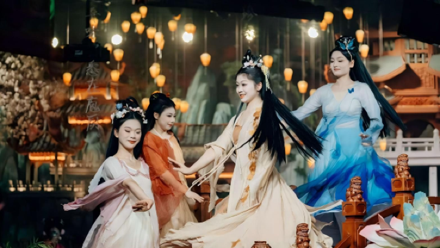 Шанхайский иммерсивный ночной банкет в дворце династии Тан Сюянь|В программу входит представление в стиле Нэчжа и креативный банкет в стиле фьюжн.