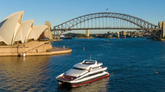 Sydney Harbor Yacht 1.5hr Sightseeing Cruise with Buffet Lunch Departing from King Street Wharf - Adult Ticket & Child Ticket