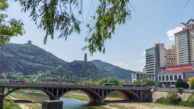 Aktiviti Sehari di Bukit Pagoda + Muzium Peringatan Revolusi + Yangjialing + Taman Zaoyuan + Tapak Asal Wangjiaping