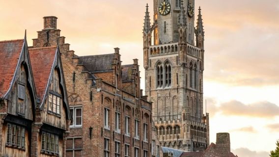 Lawatan Sehari Pergi-Balik ke Amsterdam: Menara Loceng Bruges, Dewan Bandaraya dan Gereja Darah Suci