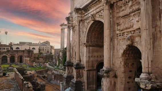 Rome: Colosseum, Roman Forum & Trajan's Market Exterior Tour