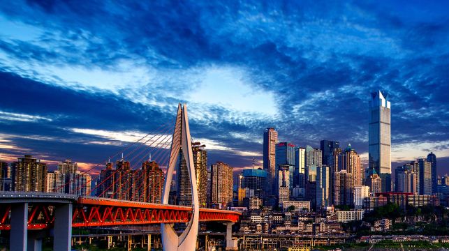 重慶雲端之眼觀景台+解放碑+長江索道+龍門浩老街+觀音橋私人一日遊