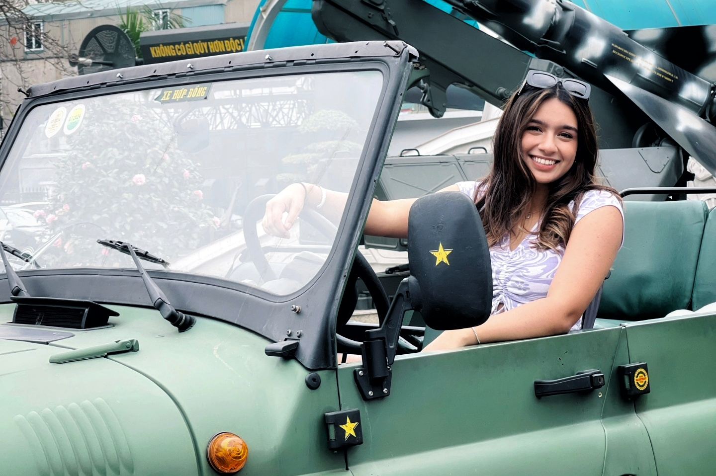 Discovery Inside Hanoi City by Jeep Experience