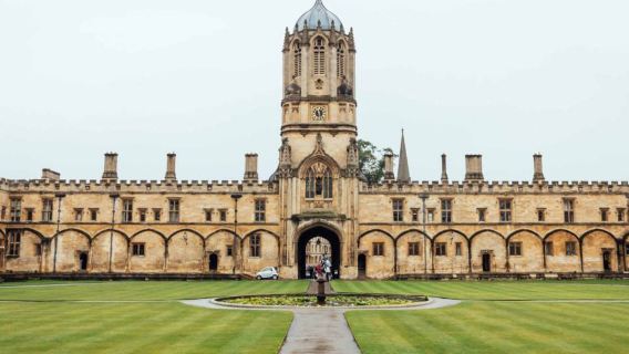 Экскурсия по двум престижным университетам Великобритании: Оксфорд университет и Кембриджский университет (малая группа до 8 человек с гидом на китайском языке) – почувствуйте очарование знаменитых вузов!