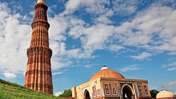 From Delhi: Old and New Delhi Private Tour – Full-Day or Half-Day