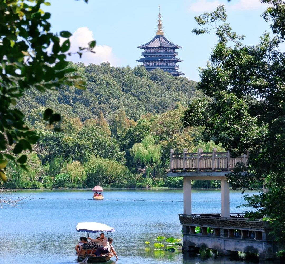 [Hangzhou Lago dell'Ovest visita guidata in inglese] Guida straniera tedesco francese spagnolo russo Tempio Lingyin