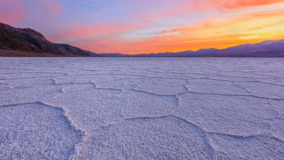 14-person premium small group · Las Vegas Death Valley sunset + stargazing 1-day tour (includes admission ticket + off-peak travel + prime stargazing time slot)