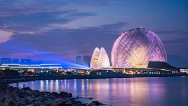 珠海一日包車遊【獨立成團上門接+珠海大劇院+珠海漁女+圓明新園】