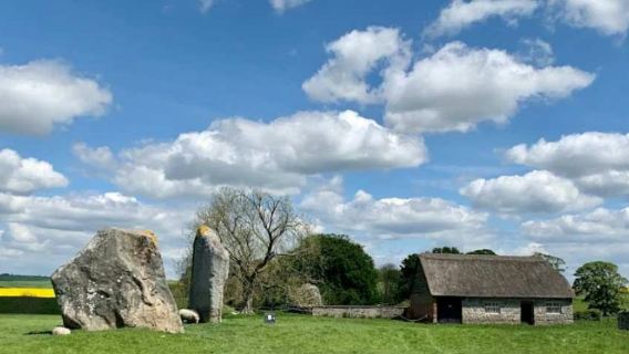 Stonehenge & Lingkaran Batu Avebury: Perjalanan Sehari Berpemandu dari London