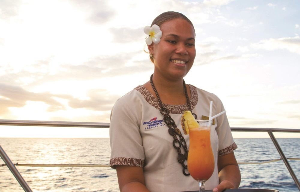 Tur Harian Kapal Pesiar Makan Malam Sunset di Fiji dengan Kapten Cook [Termasuk makan malam + antar 
