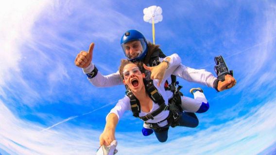 Urgent booking#Cairns and Mission Beach ocean view skydiving experience [star product/aerial ocean view/fast ticketing]