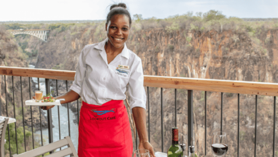 Victoria Falls: Lookout Café Dining Experience (Transfer)