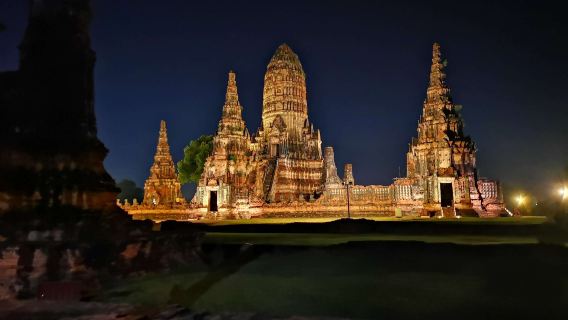タイ・アユタヤ|世界遺産アユタヤ半日観光 + 感動の遺跡ライトアップ鑑賞<ナイトツアー>