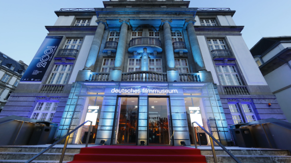 เยอรมนี + สะพานเหล็ก + พิพิธภัณฑ์ภาพยนตร์เยอรมัน + สะพานโฮลไบน์ + พิพิธภัณฑ์เด็กแฟรงก์เฟิร์ต