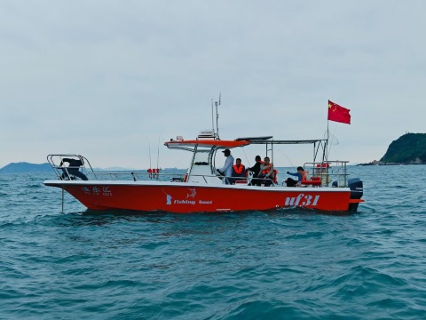 深圳包船夜釣魷魚吹筒仔250/32尺釣魚艇包船出海